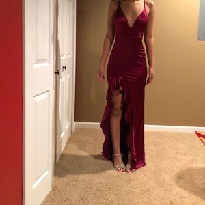 Red knee slit dress